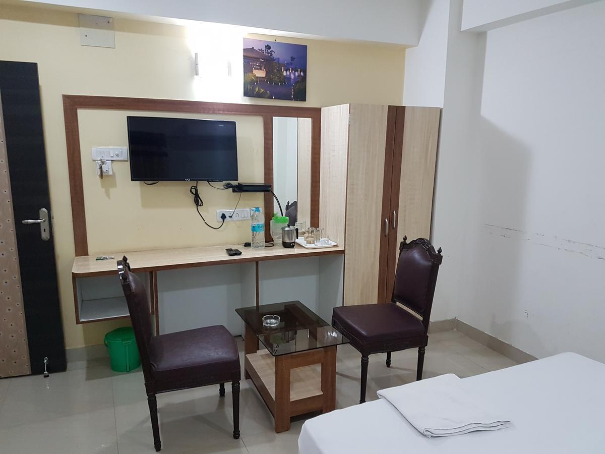 Jimmy Guest House Kolkata Exterior photo
